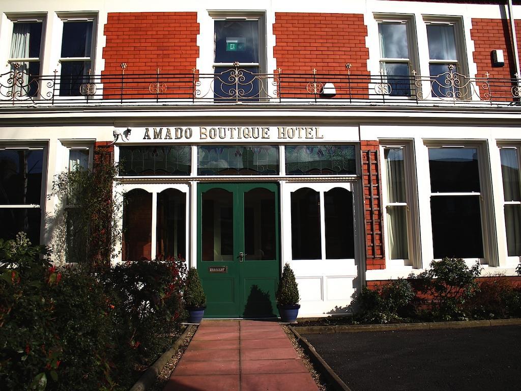 Amado Boutique Hotel Уорингтън Екстериор снимка